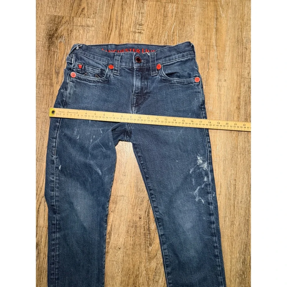 True Religion Manchester United Distressed Slim Jeans 28 Dark Wash Red‎ Hardware